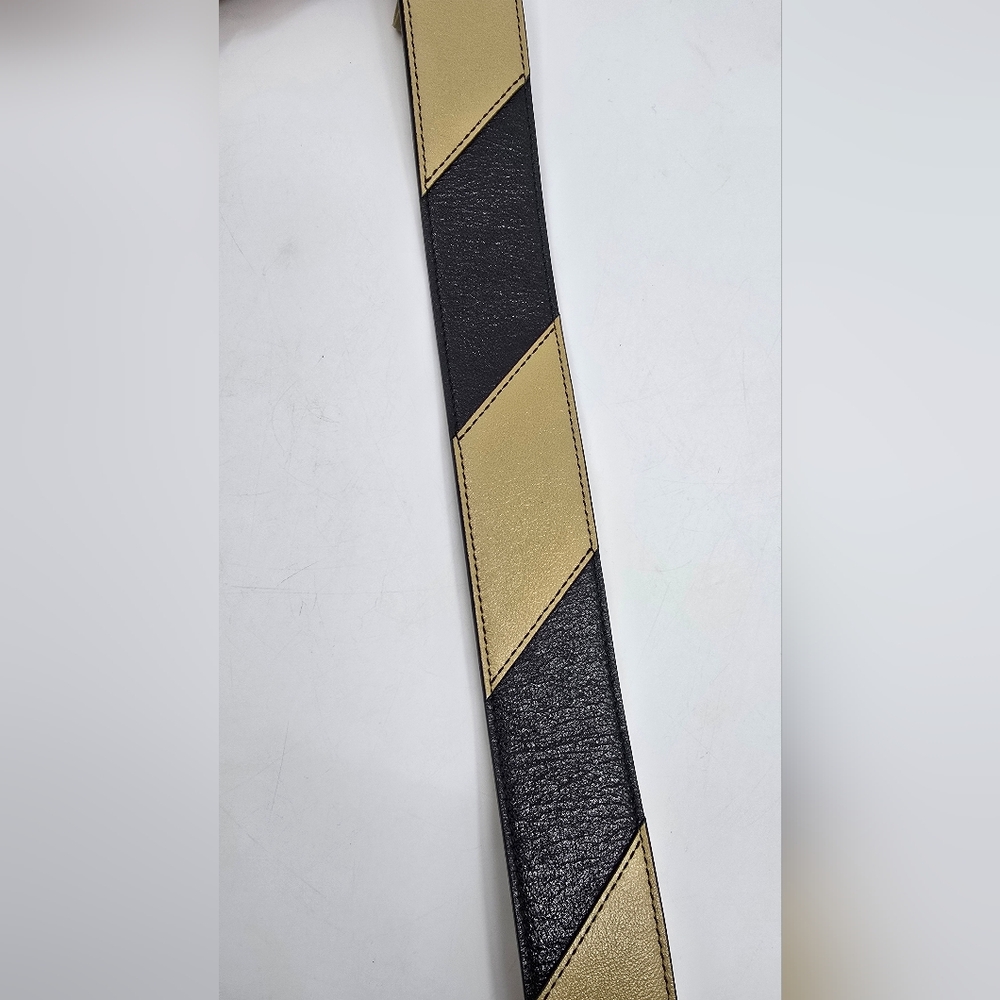 Gucci Calfskin Striped Textured Double G Belt - Picture 4 of 13